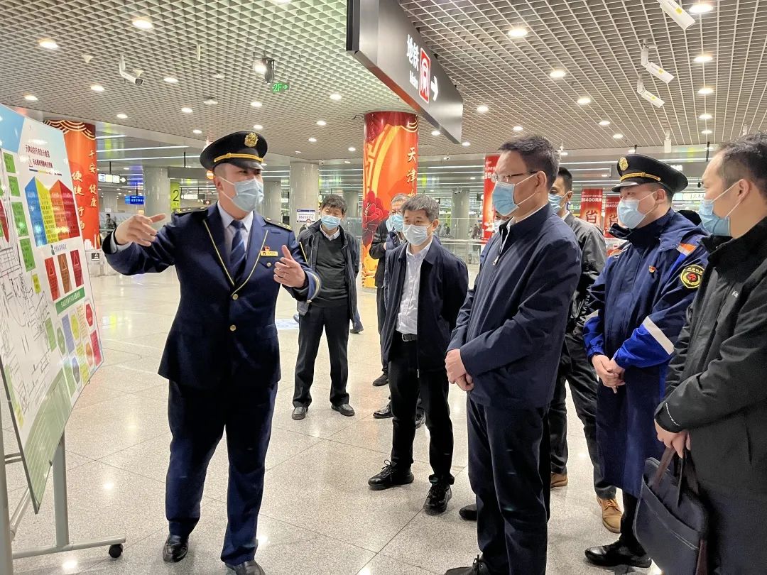 抓实抓细压实责任 护航“两会”保障安全——市交通运输委党委书记、主任王志楠带队深入一线开展明察暗访